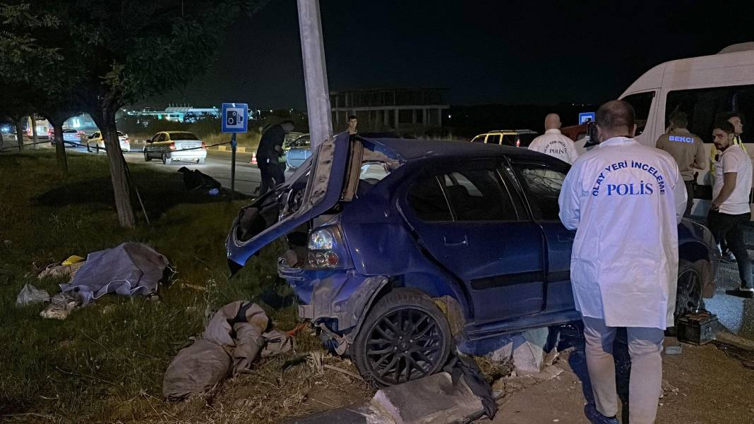 Çevre yolunda feci kaza! Ölüler ve yaralılar var 13